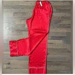 🆕🔥VICTORIA SECRETS SUPER CUTE&SILKY SATIN RED&POKA DOT SLEEPWEAR NWOT!!!!!!